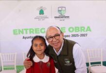 Supervisa Manuel Vilchis entrega de techumbre en primaria de Zinacantepec