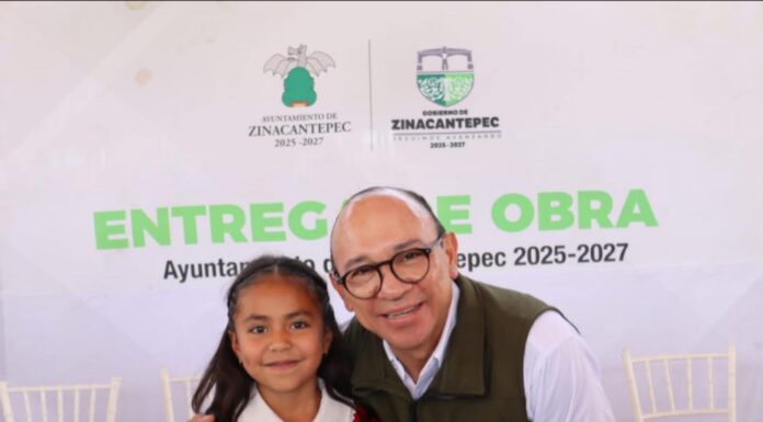 Supervisa Manuel Vilchis entrega de techumbre en primaria de Zinacantepec