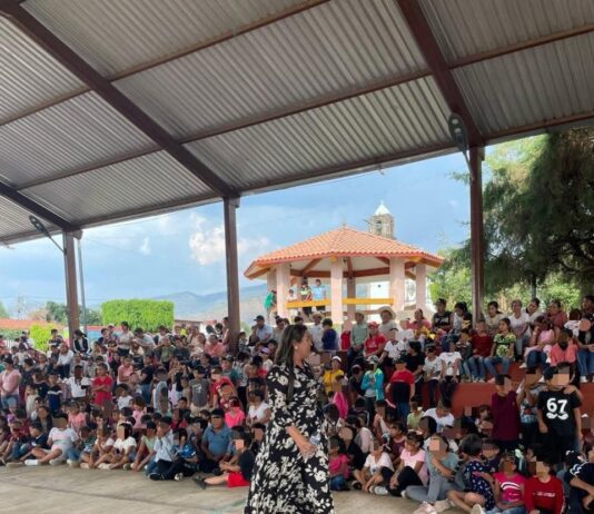 Celebra gobierno de San Simón de Guerrero el Día del Niño en Cuentla con actividades recreativas