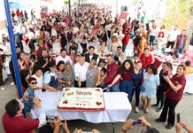 Raciel Pérez Cruz lleva alegría y reconocimiento a madres de Tlalnepantla con diez festejos masivos