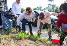 Encabeza Delfina Gómez jornada de limpieza en Periférico Norte para prevenir afectaciones por lluvias