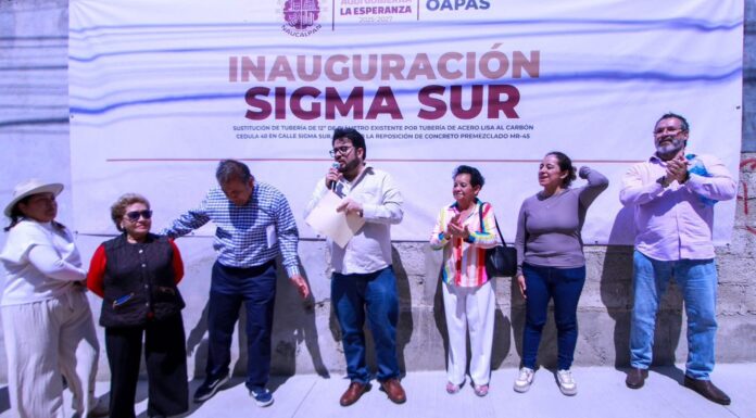 Gobierno de Naucalpan rehabilita calle Sigma Sur y resuelve problemática histórica en San Rafael Chamapa
