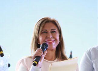 Juanita Carrillo celebra a más de 2 mil madres de Cuautitlán con gran festejo y cientos de regalos