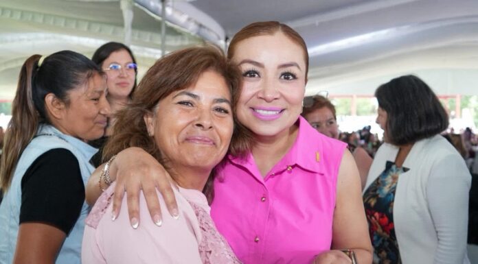 Yoselin Mendoza comparte momentos del festejo por el Día de las Madres en Nicolás Romero