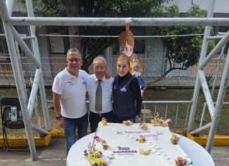 Atizapán inicia festejos por el Día de las Madres; Ana Balderas reconoce labor de las mamás