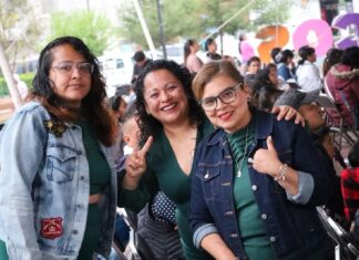 Blanca Osorio celebra a madres de San Marcos Nepantla en Acolman