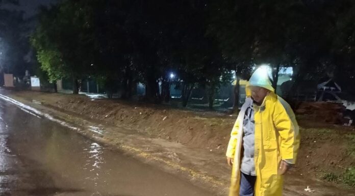 Gobierno de Tepotzotlán mantiene labores para atender afectaciones por lluvias en El Trébol