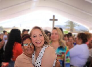 Más de 10 mil madres celebran su día en Tepotzotlán con música y convivencia familiar