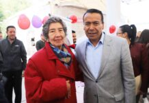 Atlacomulco reconoce la vocación y legado de las y los maestros en su día