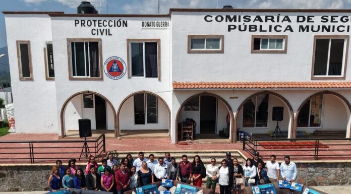 Reconoce Carmen Albarrán labor de docentes de Donato Guerra en el Día del Maestro
