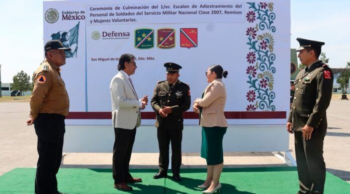 Reconoce Teoloyucan a jóvenes que concluyeron Servicio Militar Nacional