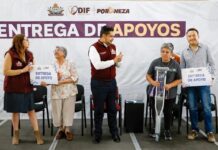 Adolfo Cerqueda entrega aparatos funcionales en Nezahualcóyotl para apoyar a adultos mayores y personas con discapacidad