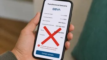 Cuidado con lo que escribes en tus transferencias bancarias: palabras que podrían ponerte en la mira del SAT