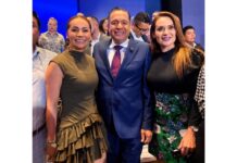 Saray Benítez asiste a toma de protesta del nuevo Buró Ejecutivo de la CONAMM 2026-2027