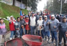 Miguel Ángel Ramírez impulsa el desarrollo comunitario en Amomolulco con la construcción de una nueva Plaza Cívica
