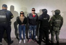 Detienen en Tlalnepantla a pareja con arma de fuego y presuntas drogas durante operativo de seguridad