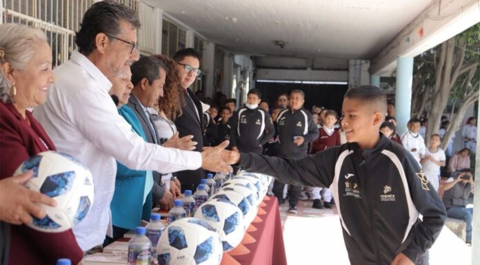 Luis Domingo Zenteno impulsa educación, deporte e identidad histórica entre la niñez de Teoloyucan