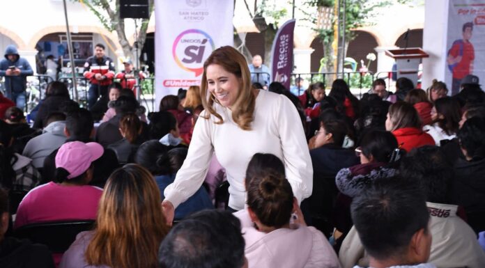Ana Muñiz fortalece la educación en San Mateo Atenco con entrega de becas “Rita Cetina”