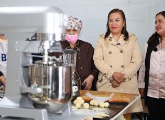 Nancy Valdez fortalece la capacitación y mejora las instalaciones del DIF Ocoyoacac con nuevo equipamiento para taller de panadería