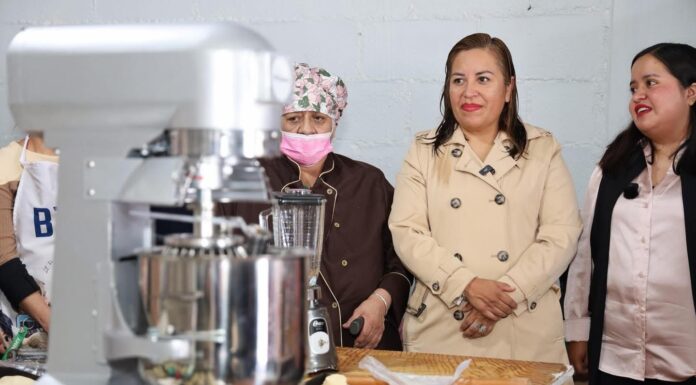 Nancy Valdez fortalece la capacitación y mejora las instalaciones del DIF Ocoyoacac con nuevo equipamiento para taller de panadería