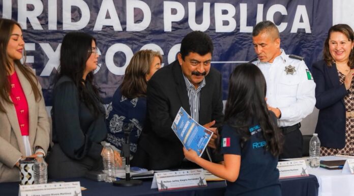 Texcoco celebra triunfo nacional de estudiantes de Santa Catarina del Monte en competencia de robótica
