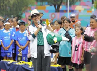 Azucena Cisneros fortalece el deporte escolar y el orgullo ecatepense con el Mundialito Interescolar 2026