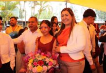 Yessika Santana apadrina a la generación 2023–2026 de la ESTA No. 0015 y reconoce el valor de la educación en San Simón de Guerrero