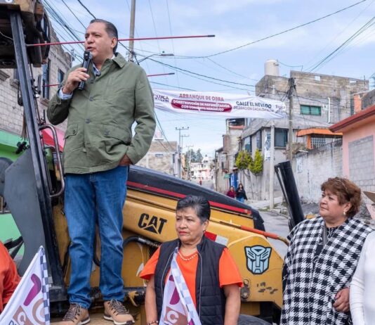 Toluca inicia segunda etapa de pavimentación en Cacalomacán; beneficiará a más de 8 mil habitantes