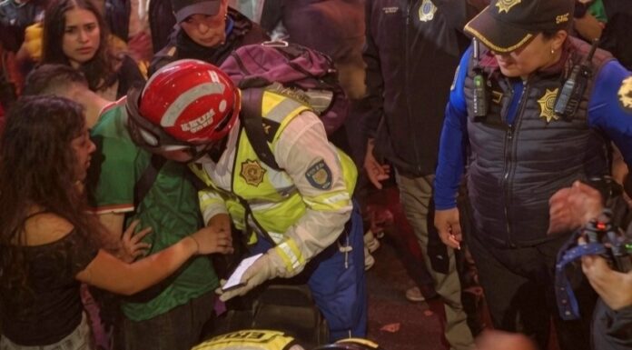 De la euforia a la tragedia: tres personas murieron por asfixia durante los festejos por el triunfo de México en el Ángel