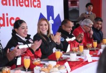 Ana Muñiz reconoce la labor de paramédicos y personal de Protección Civil en San Mateo Atenco