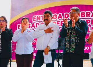 Entrega Nazario Gutiérrez reencarpetado de la calle González en Coatlinchán