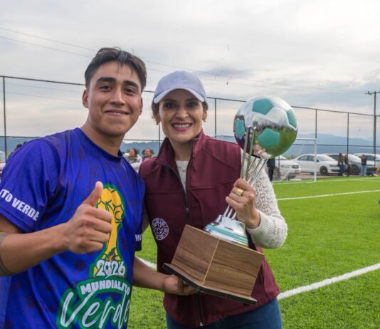 Inauguran nueva cancha de fútbol en Chiquixpac como parte del programa Mundial Social en Tianguistenco