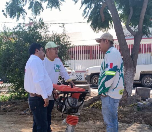 Supervisa Nazario Gutiérrez avances del jardín comunitario de Santa María Tulantongo en Texcoco