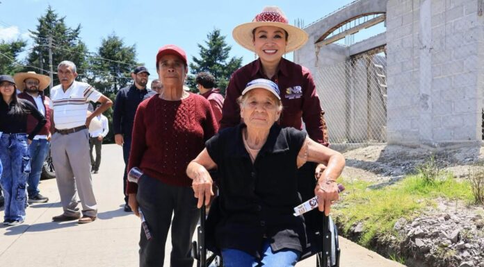 Gobierno de Nicolás Romero impulsa pavimentación y entrega apoyos funcionales en San José El Vidrio