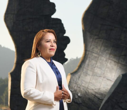 NANCY VALDEZ IMPULSA MEJORES VIALIDADES Y FORTALECE LA MOVILIDAD EN OCOYOACAC