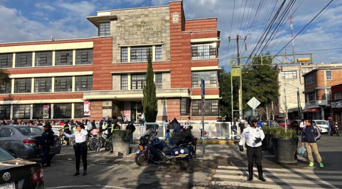Toluca refuerza seguridad en escuelas con mil policías y monitoreo en tiempo real