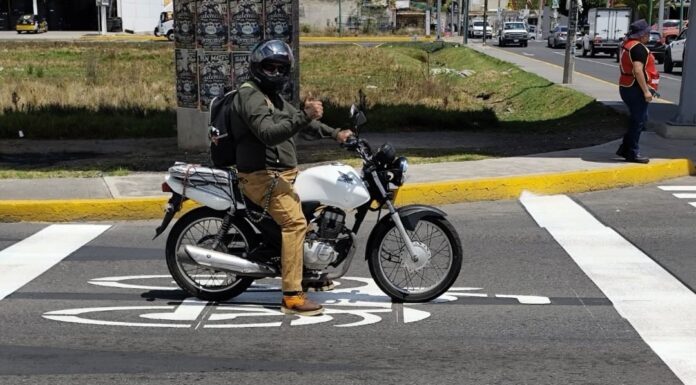 Amplían cruces peatonales en 27 puntos de Las Torres para mejorar la seguridad vial en Toluca