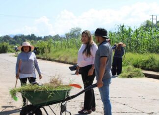 Yessika Santana fortalece la imagen urbana de San Simón de Guerrero rumbo a las Fiestas Patrias