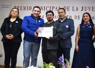 Atlacomulco reconoce el talento y compromiso de su juventud