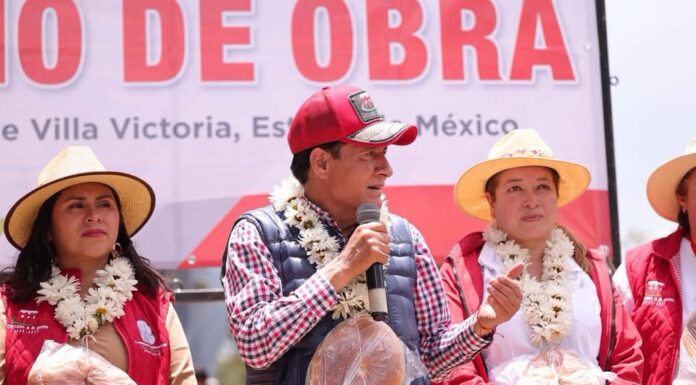 Inicia Mario Santana obra de encementado para mejorar la conectividad en comunidades de Villa Victoria