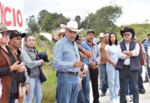 Isaías Lugo impulsa infraestructura vial con el inicio del encementado del camino principal de El Palmito