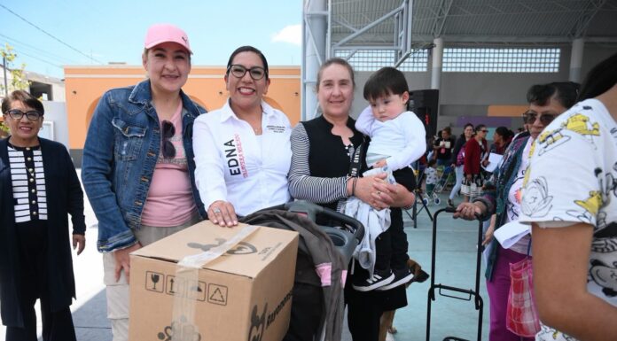 Edna Talavera fortalece apoyo a familias de Rayón y San Juan la Isla con despensas “La Rayonense”