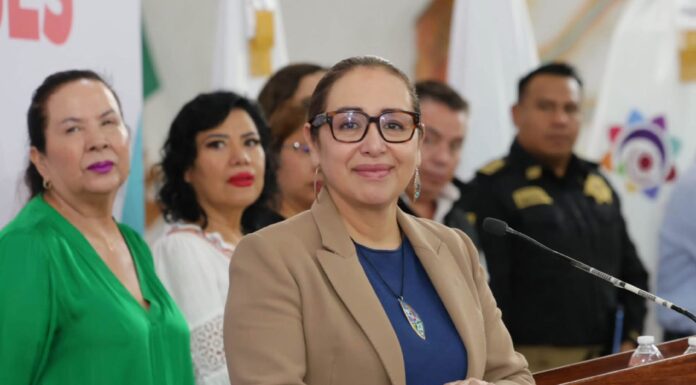 Ecatepec prepara regreso a clases con entrega de aparatos auditivos y operativo de seguridad en 710 planteles