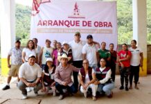 Ismael Matías cumple compromiso y arranca construcción de calle en Salitre Bramador
