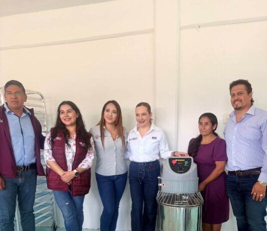 DIF Y AYUNTAMIENTO DE ZACUALPAN SUMAN ESFUERZOS POR EL BIENESTAR DE LAS COMUNIDADES