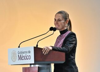 Más de 2.1 millones de estudiantes mexiquenses reciben apoyos educativos