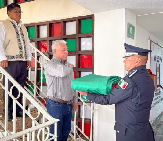San Felipe del Progreso celebra el orgullo patrio con izamiento de la Bandera Monumental