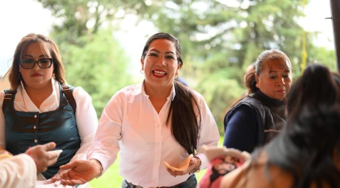 Edna Talavera encabeza verbena popular por el 214 aniversario de la pernocta de Ignacio López Rayón