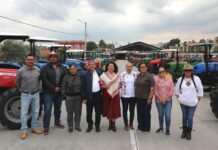 Maquinaria y oportunidades para el campo mexiquense: Lupita Díaz acompaña entrega de tractores