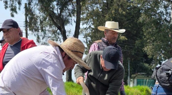 Supervisa Mario Santana avances de obras en comunidades de Villa Victoria